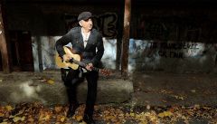 Владимир Шахрин. Жить надо в «Чайф»