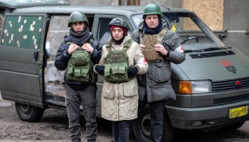 Тримайся, братику