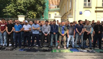 Мусульманы вышли на несогласованную акцию в Москве