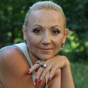 Елена Бондарева-Репина